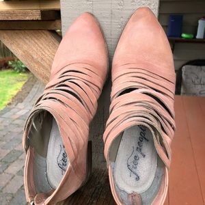 Free people lost valley ankle boot pale pink Sz 38